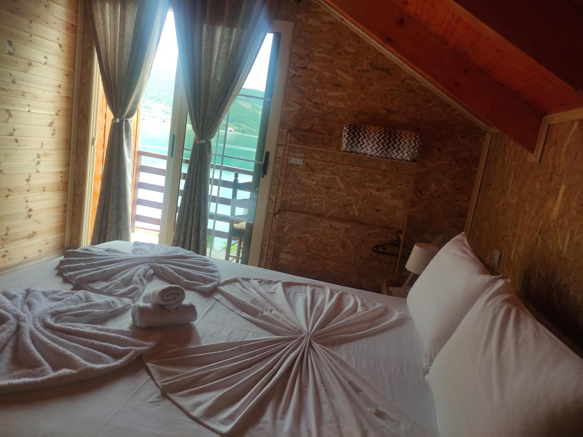 Erda Lakeside Guesthouse Lini Room photo